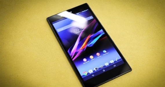 5 smartphone xách tay hạ giá mạnh