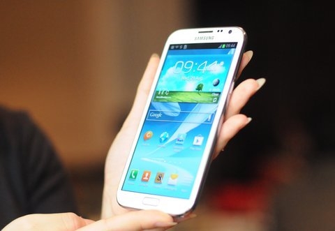 Galaxy Note III và màn hình 5,9 inch