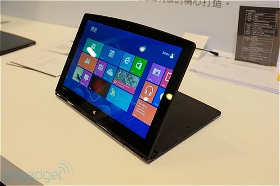 Carbon Tablet - máy tính lai thiết kế lạ