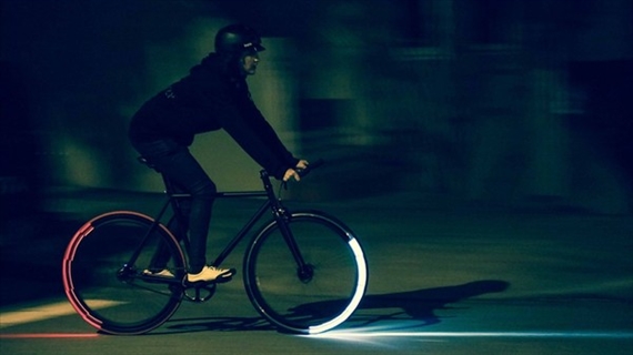 Revolights - phụ kiện hi-tech cho xe đạp