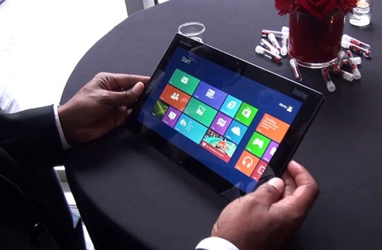 Tablet mini Windows 8 giá rẻ lên kệ