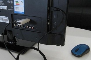 Dùng USB nâng cấp TV thành TV thông minh
