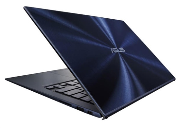 Vỏ Asus Zenbook sẽ bọc kính cường lực