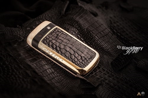 BlackBerry đính 1101 viên kim cương
