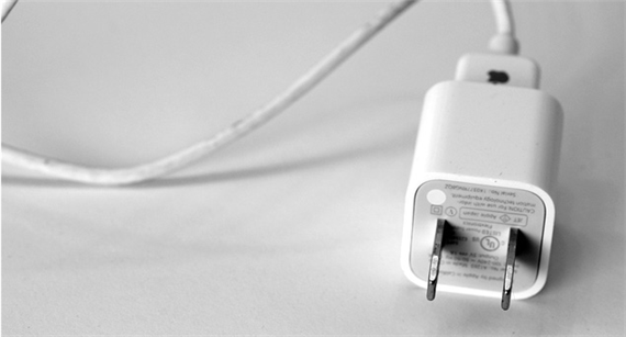 iOS 7 chống hack iPhone, iPad từ sạc