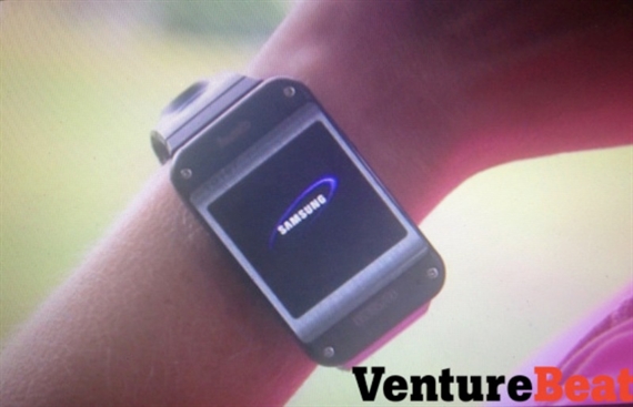 Ảnh thực đồng hồ thông minh Galaxy Gear