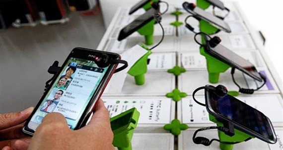 HTC ra thêm nhiều smartphone giá rẻ