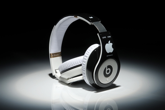 Apple hoãn thương vụ mua lại Beats