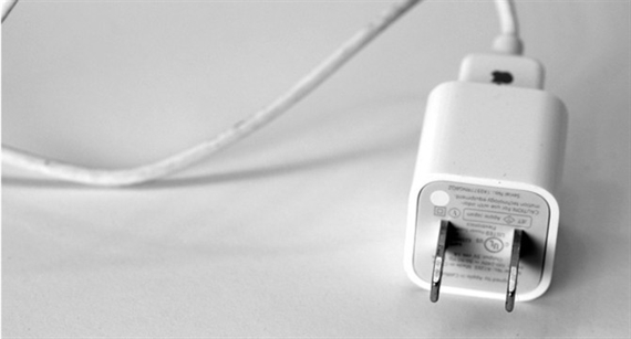 Đổi sạc iPhone chính hãng miễn phí ở Việt Nam từ 18/6