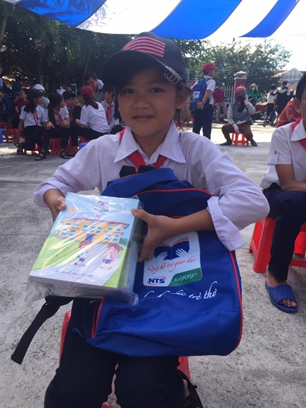 Quỹ hỗ trợ Giáo dục Nam Trường Sơn Kaspersky tiếp tục chắp cánh ước mơ hiếu học của 2,000 em học sinh Phú Yên, Khánh Hòa, Ninh Thuận và Bình Thuận